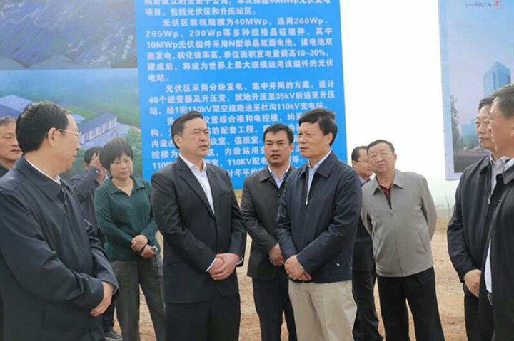 1492483044418162.jpg 1 趙振元同志在現(xiàn)場(chǎng)向謝伏瞻書記匯報(bào)工作.jpg