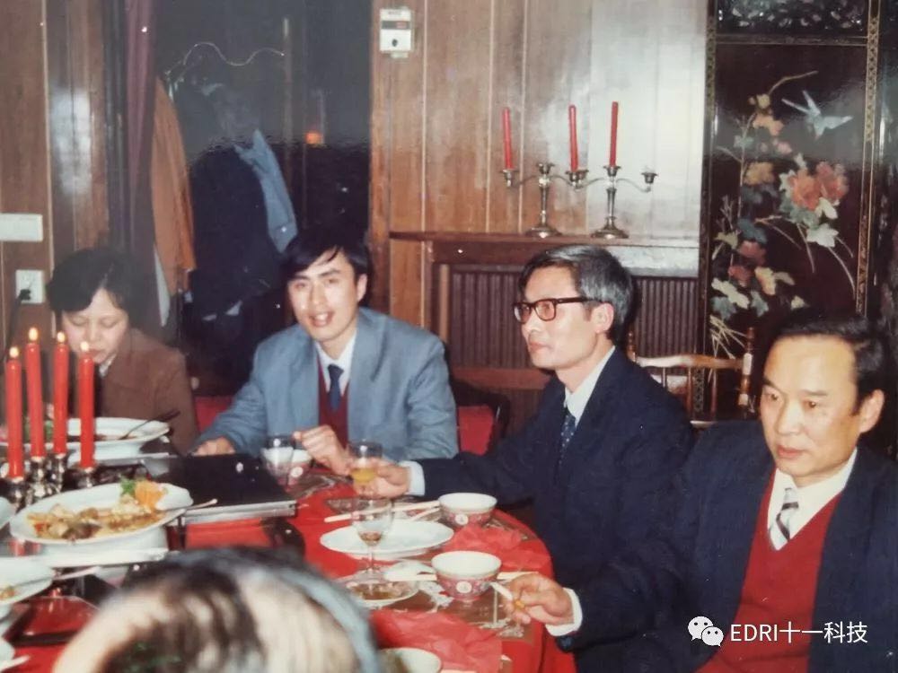 1528168689543024.jpg 32.jpg